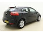 Kia Rio 1.2 CVVT Comfort Pack 85 PK | Handgeschakeld | Airco | Elektrische ramen | Radio / CD Speler | AUX | USB | 1e eigenaar