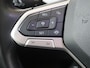 Volkswagen Golf 1.0 TSI Life | Navigatie | Adaptieve cruise control | Parkeersensoren | Draadloze telefoonlader | CarPlay | Sfeerverlichting |