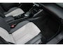 Peugeot e-2008 EV GT Pack 50 kWh | Navigatie | Camera | Panorama/schuifdak | Stoelverwarming | All season |