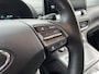 Hyundai Kona Electric EV Premium 64 kWh | 3-fase | Stoel & stuurverwarming | Adaptieve Cruise Control | HUD | Rijklaarprijs!