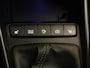 Hyundai Bayon 1.0 T-GDI Premium - NAVIGATIE - CAMERA - VOORSTOELEN VERWARMD - APPLE CARPLAY/ ANDROID AUTO - CLIMATE CONTROL - DIGITAAL DASHBOARD - STUUR VERWARMD - PARKEERSENSOREN ACHTER - 17 INCH LICHT METALEN VELGEN