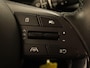 Hyundai Bayon 1.0 T-GDI Premium - NAVIGATIE - CAMERA - VOORSTOELEN VERWARMD - APPLE CARPLAY/ ANDROID AUTO - CLIMATE CONTROL - DIGITAAL DASHBOARD - STUUR VERWARMD - PARKEERSENSOREN ACHTER - 17 INCH LICHT METALEN VELGEN