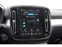 Volvo XC40 B4 211PK Automaat Plus Dark / Adaptive cruise control / Elektrische stoelen / Harman Kardon audio / Pilot assist / BLIS / Stoel en stuur verwarming / Elektrische achterklep / Parkeersensoren met camera / Google infotainment