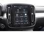 Volvo XC40 B4 211PK Automaat Plus Dark / Adaptive cruise control / Elektrische stoelen / Harman Kardon audio / Pilot assist / BLIS / Stoel en stuur verwarming / Elektrische achterklep / Parkeersensoren met camera / Google infotainment