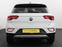 Volkswagen T-Roc 1.5 TSI 150pk DSG Life | Navigatie | Apple Carplay/Android Auto | Adaptive Cruise Control | Trekhaak | Parkeersensoren | Stoelverwarming | Ledverlichting | Getinte ramen | Climate Control |
