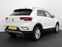 Volkswagen T-Roc 1.5 TSI 150pk DSG Life | Navigatie | Apple Carplay/Android Auto | Adaptive Cruise Control | Trekhaak | Parkeersensoren | Stoelverwarming | Ledverlichting | Getinte ramen | Climate Control |