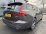 Volvo V60 2.0 B3 Momentum Advantage