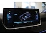 Peugeot e-2008 EV GT 50 kWh | PANO-DAK | CLIMA | 3-FASE | CARPLAY | STOEL-VERW | LMV | CAMERA | NAVI |