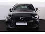 Volvo XC40 Recharge Twin Plus 82 kWh - IntelliSafe Assist & Surround - Parkeercamera achter - Verwarmde voorstoelen & stuur - Parkeersensoren voor & achter - Draadloze tel. lader - Warmtepomp - Extra getint glas - Elektr. inklapbare trekhaak - 19' LMV