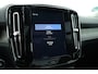 Volvo XC40 1.5 T5 Recharge Inscription | Pano-dak | 360 camera | Trekhaak | H&K audio | ACC+Blis | Stoel + stuurverwarming |