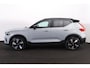Volvo EX40 Performance Ultra 82 kWh - Panorama/schuifdak - IntelliSafe Assist & Surround - 360º Camera - Harman/Kardon audio - Verwarmde voorstoelen, stuur & achterbank - Parkeersensoren voor & achter - Elektr. bedienb. voorstoelen met geheugen links - Draadloze tel. lader - Warmtepomp - Extra getint glas - Elektr. inklapbare trekhaak - 19' LMV