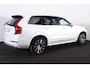 Volvo XC90 T8 Recharge AWD Inscription - IntelliSafe Assist & Surround - 360º Camera - Harman/Kardon audio - Adaptieve LED koplampen - Verwarmde voorstoelen, stuur & achterbank - Parkeersensoren voor & achter - Elektr. bedienb. voorstoelen met geheugen - Draadloze tel. lader - Standkachel - Extra getint glas - Elektr. inklapbare trekhaak - 20' LMV