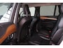 Volvo XC90 T8 Recharge AWD Inscription - IntelliSafe Assist & Surround - 360º Camera - Harman/Kardon audio - Adaptieve LED koplampen - Verwarmde voorstoelen, stuur & achterbank - Parkeersensoren voor & achter - Elektr. bedienb. voorstoelen met geheugen - Draadloze tel. lader - Standkachel - Extra getint glas - Elektr. inklapbare trekhaak - 20' LMV