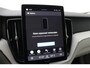 Volvo XC60 T8 Plug-in hybrid Ultra Dark | FACELIFT | Luchtvering | Bowers&Wilkins | 22 Inch | Massage+Ventilatie | Gelamineerd Glas