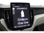 Volvo XC60 T8 Plug-in hybrid Ultra Dark | FACELIFT | Luchtvering | Bowers&Wilkins | 22 Inch | Massage+Ventilatie | Gelamineerd Glas