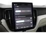 Volvo XC60 T8 Plug-in hybrid Ultra Dark | FACELIFT | Luchtvering | Bowers&Wilkins | 22 Inch | Massage+Ventilatie | Gelamineerd Glas