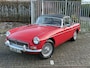 MG MG B Roadster TARTAN RED BJR 1963 94 PK LINKS GESTUURD! | Wire Wheels | PULL-HANDLE DEUREN | LUGGAGE RACK | CHROMEN BUMPERS | ZEER NETTE CONDITIE