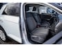 Volkswagen T-Roc 1.5 TSI Style | Cruise control adaptief | Lichtmetalen velgen 17" | Navigatiesysteem full map
