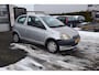 Toyota Yaris 1.0-16V VVT-i YORIN 68 pk