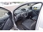 Toyota Yaris 1.0-16V VVT-i YORIN 68 pk
