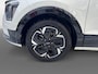 Kia Niro EV DynamicLine 64.8 kWh | 1e Eigenaar | Kia dealer onderhouden | Accu = 100% (SoH) | Navi | Clima | Camera | Adaptive Cruise | LM Velgen