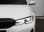 BMW 3-Serie Touring 320e High Executive | Laser LED | Head-up | Sportstoelen |