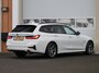 BMW 3-Serie Touring 320e High Executive | Laser LED | Head-up | Sportstoelen |