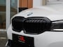 BMW 3-Serie Touring 320e High Executive | Laser LED | Head-up | Sportstoelen |