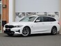 BMW 3-Serie Touring 320e High Executive | Laser LED | Head-up | Sportstoelen |