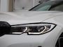 BMW 3-Serie Touring 320e High Executive | Laser LED | Head-up | Sportstoelen |