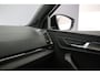 Skoda Karoq Sportline Business 1.5 TSI 150pk DSG Automaat Trekhaak, Adaptive cruise control, LED matrix koplampen, Navigatie, Achteruitrijcamera, Elektrische achterklep
