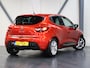 Renault Clio 90PK TCe Limited | 2de eigenaar | Keyless | Radio/DAB | 16"LMV | Armsteun | Navigatie | LED | Airco | Isofix | Privacy Glass | Parkeersensoren | NL AUTO! |