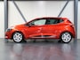Renault Clio 90PK TCe Limited | 2de eigenaar | Keyless | Radio/DAB | 16"LMV | Armsteun | Navigatie | LED | Airco | Isofix | Privacy Glass | Parkeersensoren | NL AUTO! |