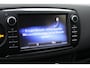 Toyota Yaris 1.5 VVT-i Aspiration Navigatiesysteem | Klimaat Control | Cruise Control b| All Season banden