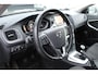 Volvo V40 Cross Country 2.0 T3 153Pk Summum | Camera | Trekhaak | Dealer onderhouden