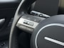 Hyundai Kona New |1.6 GDI HEV 141pk DCT Premium Sky | Schuif -kanteldak | Navigatie | Stoelventilatie | Stoel & Stuurverwarming | BOSE Speakers