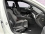 Volvo V60 2.0 T6 Plug-in hybrid AWD Plus Dark | Trekhaak | Adaptive Cruise Control | Stuurverwarming | Stoelverwarming voor & achter | Power Seats met Memory | Sportstoelen | BLIS |