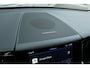 Volvo XC60 T8 Automaat Plug-in hybrid AWD Ultimate Dark |Luchtvering|Adaptieve Cruise Control| Keyless Entry| Electrisch bedienbare voorstoelen| Interieur Voorverwarming| Rondomzicht Camera| Semi Electrische Trekhaak.