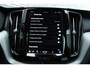 Volvo XC60 T8 Automaat Plug-in hybrid AWD Ultimate Dark |Luchtvering|Adaptieve Cruise Control| Keyless Entry| Electrisch bedienbare voorstoelen| Interieur Voorverwarming| Rondomzicht Camera| Semi Electrische Trekhaak.