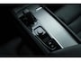 Volvo XC60 T8 Automaat Plug-in hybrid AWD Ultimate Dark |Luchtvering|Adaptieve Cruise Control| Keyless Entry| Electrisch bedienbare voorstoelen| Interieur Voorverwarming| Rondomzicht Camera| Semi Electrische Trekhaak.