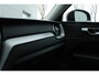 Volvo XC60 T8 Automaat Plug-in hybrid AWD Ultimate Dark |Luchtvering|Adaptieve Cruise Control| Keyless Entry| Electrisch bedienbare voorstoelen| Interieur Voorverwarming| Rondomzicht Camera| Semi Electrische Trekhaak.