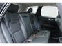 Volvo XC60 T8 Automaat Plug-in hybrid AWD Ultimate Dark |Luchtvering|Adaptieve Cruise Control| Keyless Entry| Electrisch bedienbare voorstoelen| Interieur Voorverwarming| Rondomzicht Camera| Semi Electrische Trekhaak.