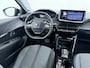 Peugeot 208 Hybrid 100 e-DCS6 Allure | LED koplampen | Parkeersensoren voor + achter | Getint glas | Navigatie | Apple Carplay / Android auto