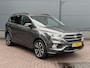 Ford Kuga 1.5 EcoBoost ST Line / Elektrisch wegklapbare Trekhaak, 2000 kg / Elektrische Achterklep / Stoel+Stuur Verwarming / Achteruitrij Camera / Voorruit Verwarming /
