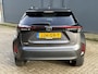 Toyota Yaris Cross 1.5 Hybrid 130 TeamPlayer Automaat Dynamic / tot 10 jaar Garantie / Winter Pakket / Safety Pakket / Adaptief CC / Stuur-, Stoel en voorruitverwarming / Draadloze telefoon lader / Apple Carplay Android Auto / Achteruitrijcamera /