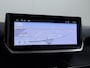 Peugeot 2008 1.2 PureTech 130 GT | Massagestoel | Elektrische stoelverstelling | Dodehoekdetectie | Adaptieve cruise control | Camera voor + achter | Navigatie | Apple Carplay / Android auto