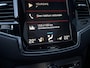 Volvo XC90 2.0 T8 Twin Engine AWD Inscription Intro Edition | Luchtvering | Dealer onderhouden | Head-up display | Panoramisch schuif/kanteldak | Sportstuur | Harman Kardon | 360 graden camera | Stoelverwarming | 7-persoons |