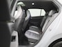 Volkswagen Golf 1.5 eHybrid GTE 272 PK | Panoramdak | Lederen Stoelen | Head-Updisplay | Stoelverwarming | 18 Inch Catania | Black Style | 360 Camera