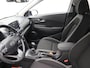 Hyundai Kona 1.0 T-GDI Fashion / HUD Display / Cruise Control / Climat control Airco / / 1ste Eigenaar / Dealer onderhouden / LMV / Regen- en lichtsensor / Two-Tone dak / Keyless Entry & StartGo /