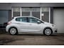Peugeot 208 1.2 PureTech Active Automaat I NL-auto I Trekhaak I Navi I Climate/Cruise-controle